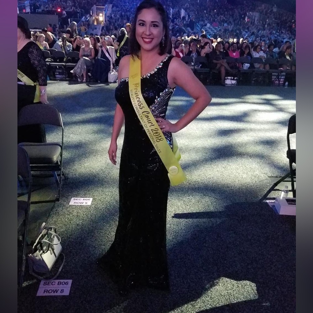 Black sequin dress 👗 long with pretty beads